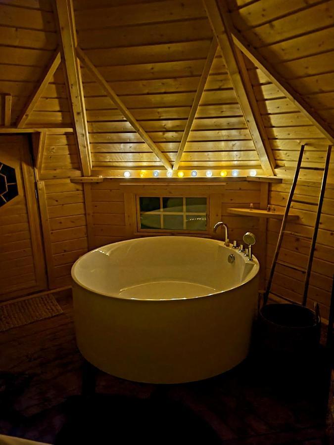 Villa Les Etoiles de Morphée à Auriac-sur-Vendinelle Extérieur photo